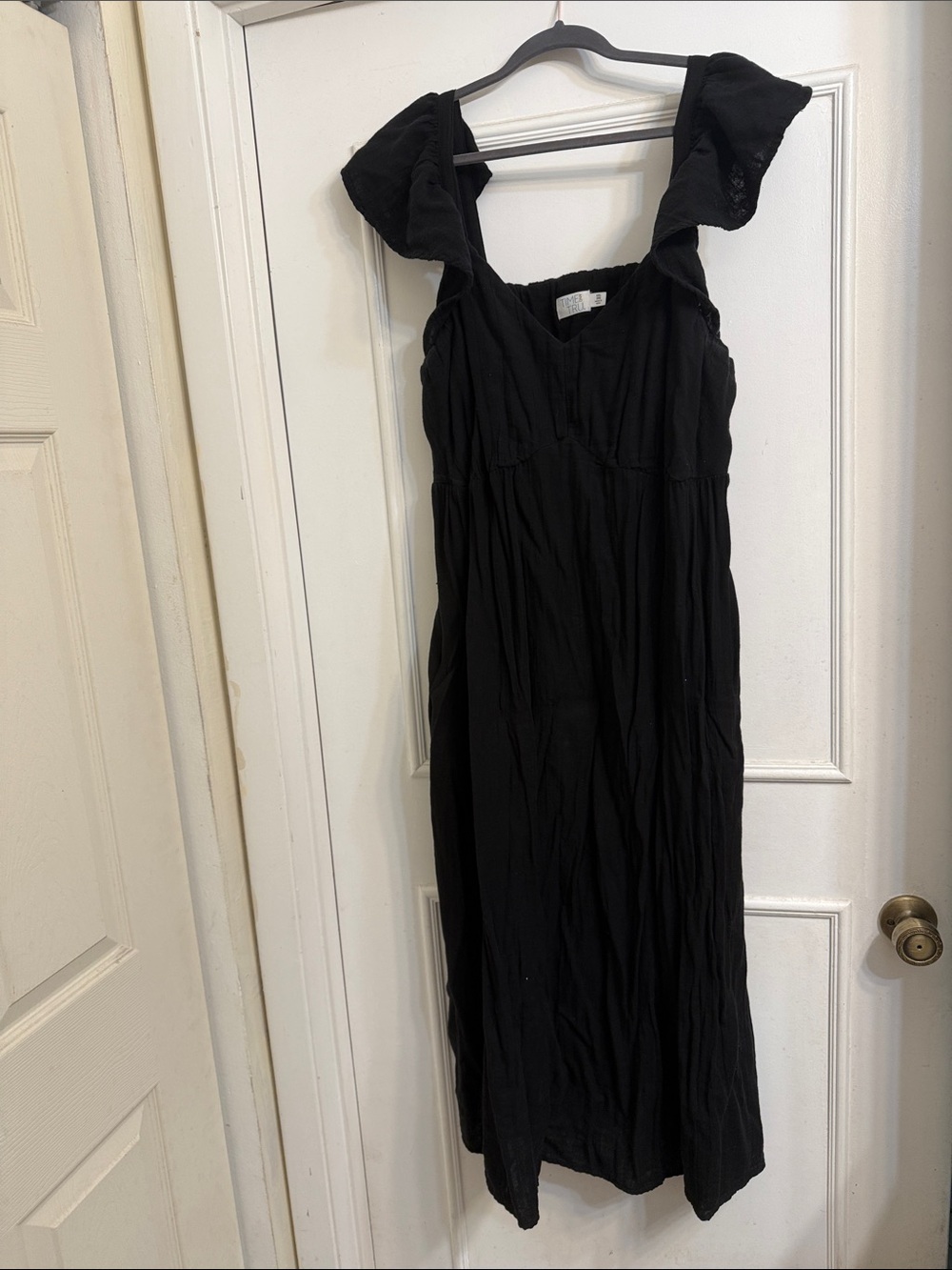 Black Women's Ruffled Strap Sundress
